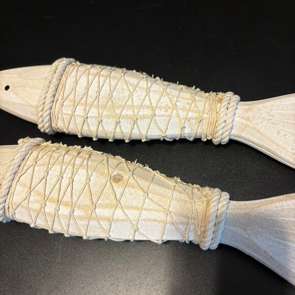 CARVED DISTRESSED WOOD FISH PAIR WITH NET  FISHING NAUTICAL 12.5" - Picture 5 of 5